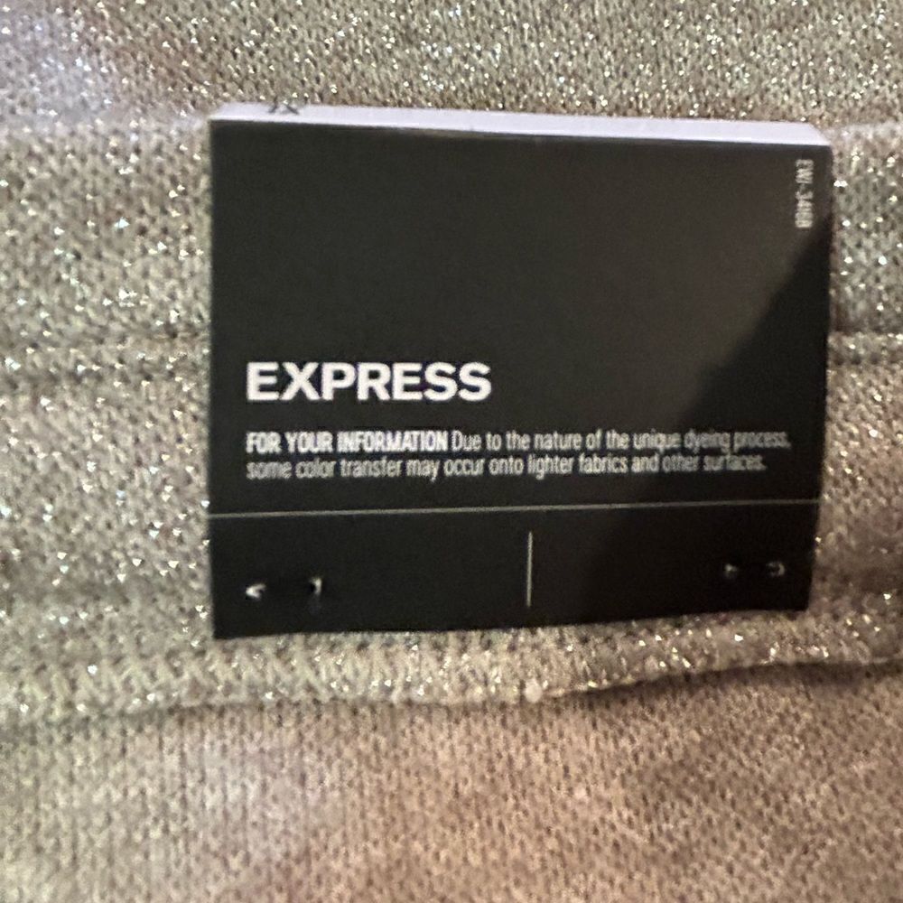 Express pants - Picture 6 of 11